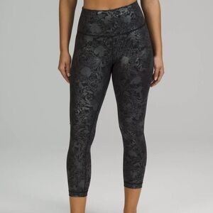 Lululemon Wonder Under leggings